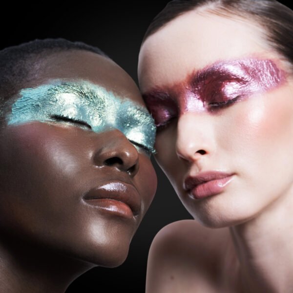 CharmVary Savage Growth Multi-purpose Eyeshadow Stick - Image 3